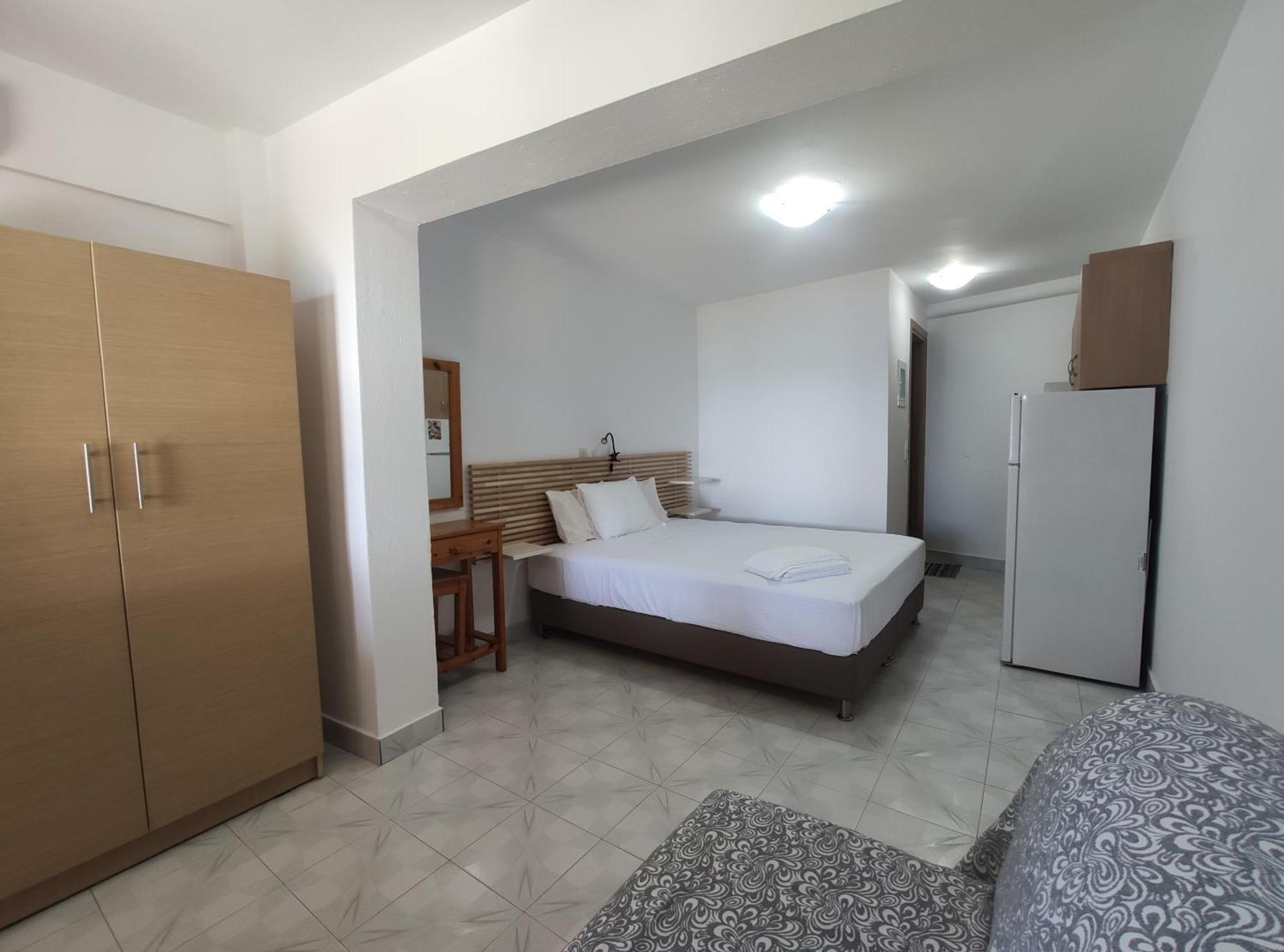 Para Thin Alos Inn Néosz Marmarász Kültér fotó